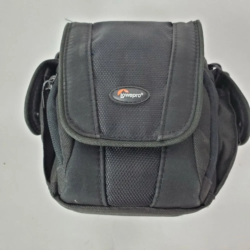 Lowepro Camera‎ Shoulder Bag with Strap Zip Pouch GUC